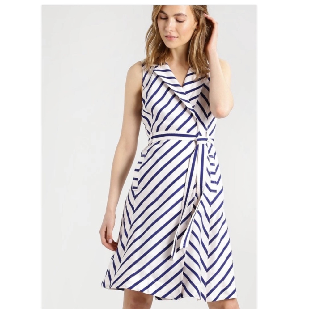 NWT $168.99 Banana Republic Petite Wrap Dress 8P Blue White Stripe Belted